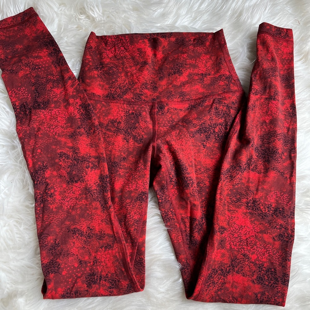 SOLD.   SOLD.   SOLD.  Lululemon Special Edition NYE Align Size 2